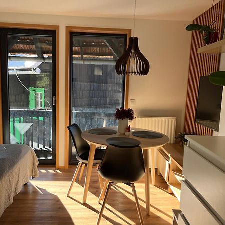Apartments Pri Fencu Jesenice Eksteriør bilde