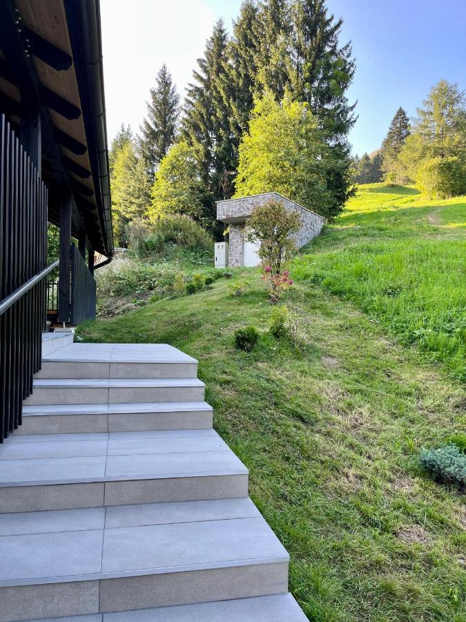 Apartments Pri Fencu Jesenice Eksteriør bilde