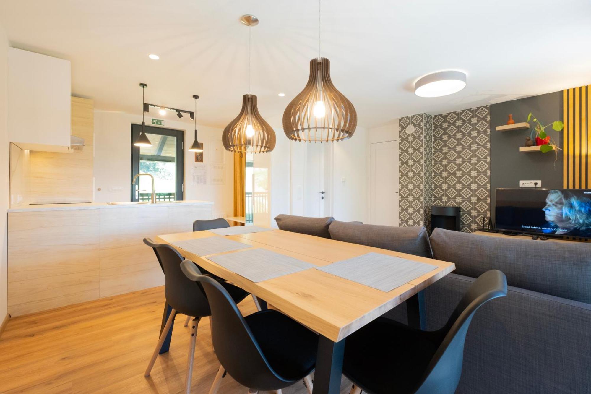 Apartments Pri Fencu Jesenice Eksteriør bilde